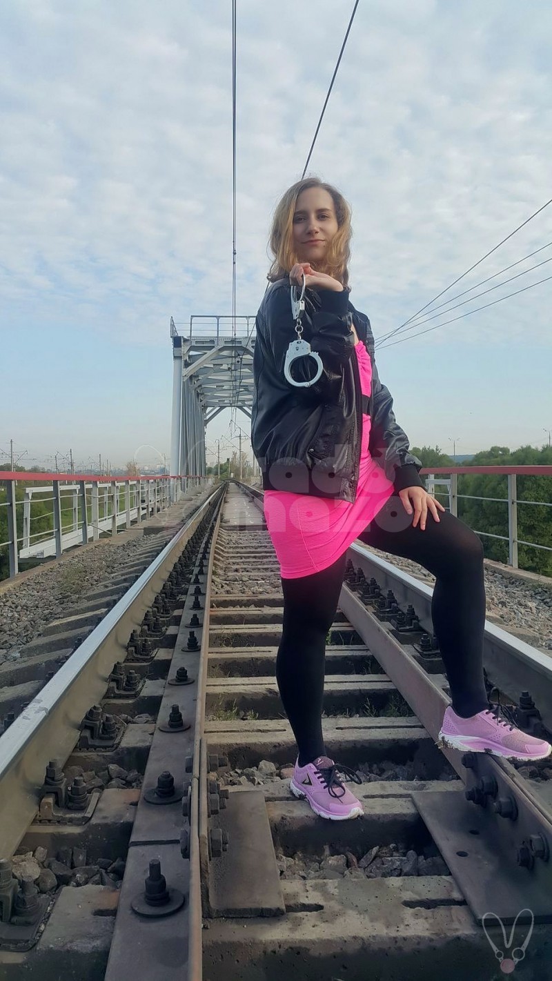 Москва (985)6984124